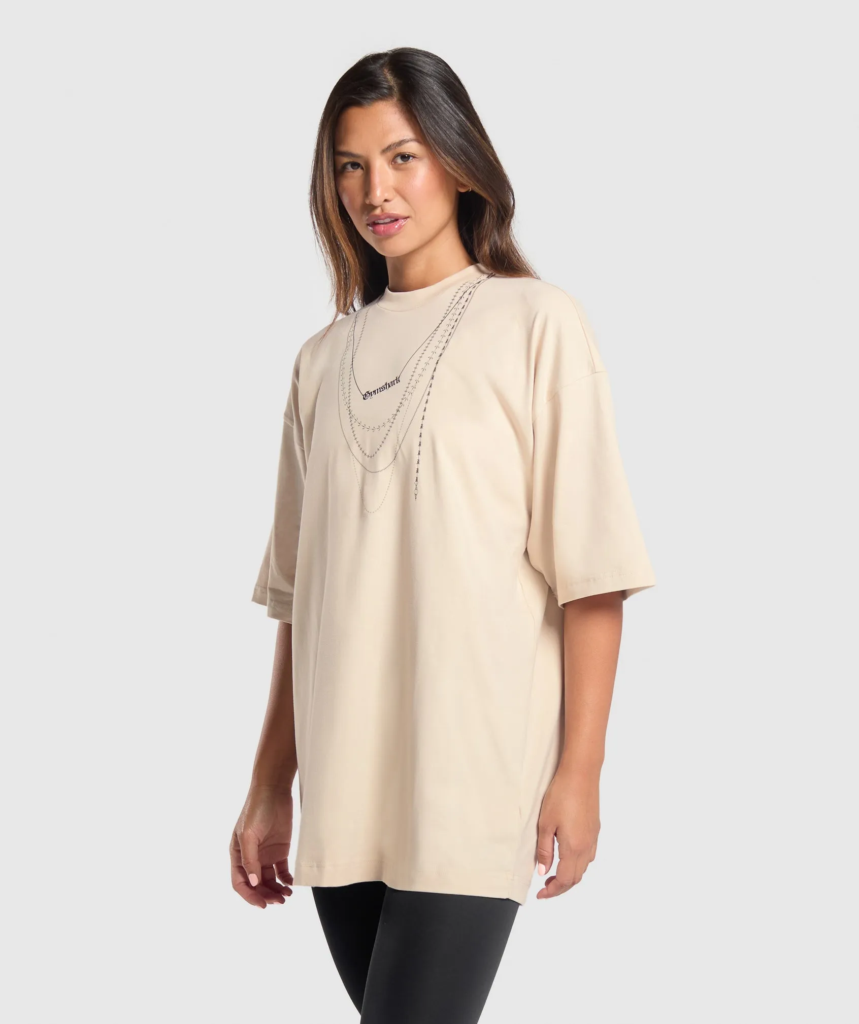 Gymshark Elevate Chain Oversized T-Shirt - Cream Beige