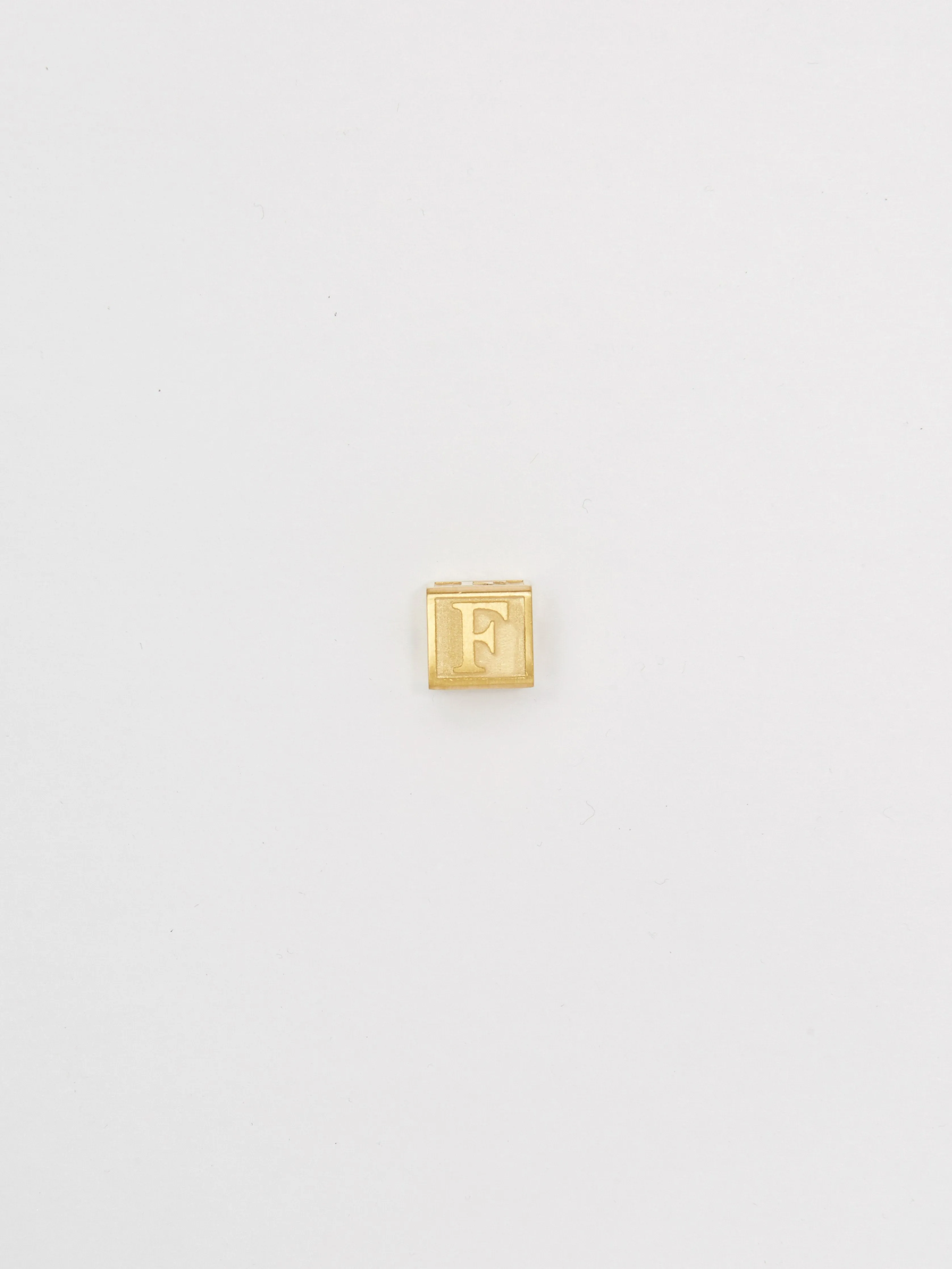 "F" Letter Block