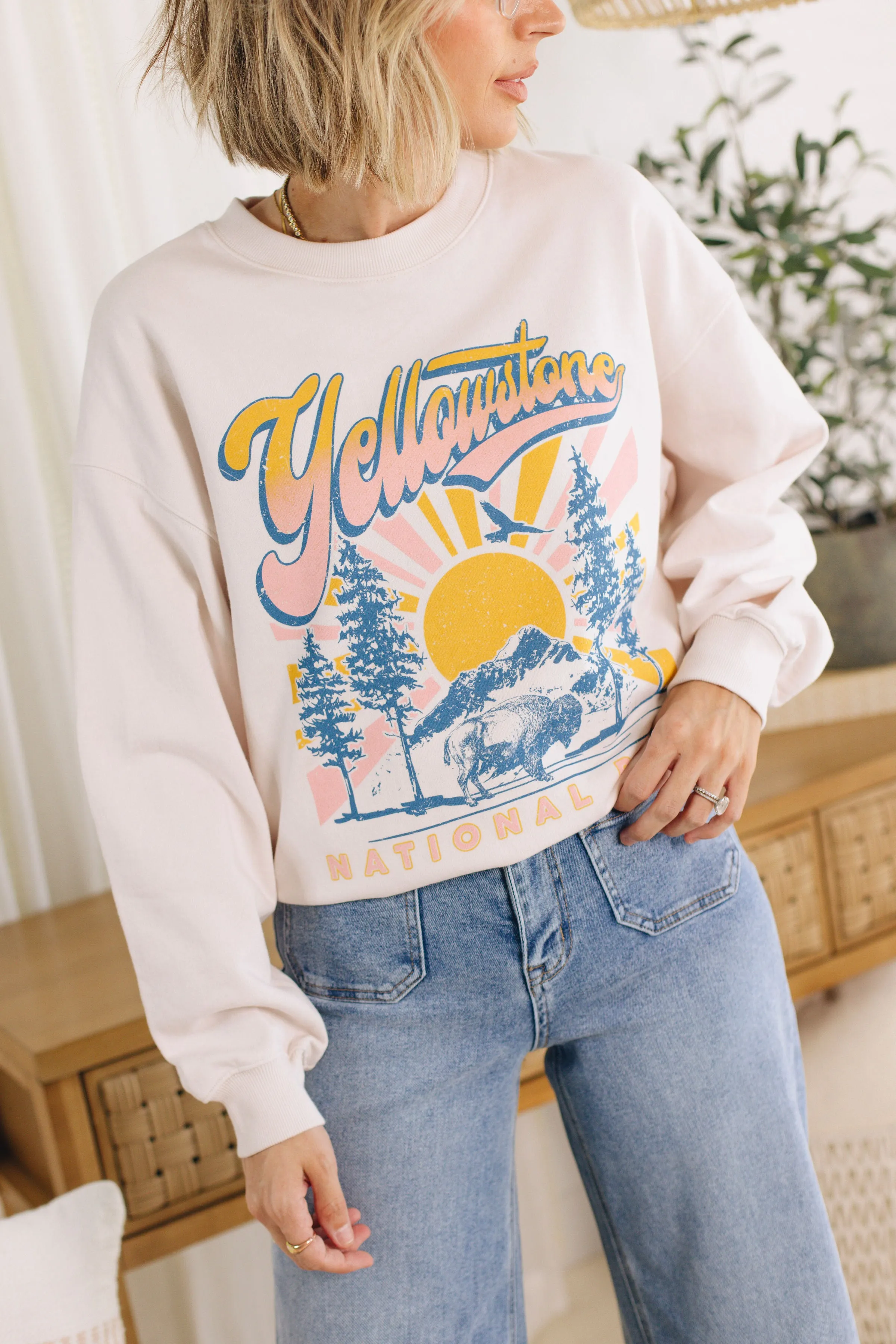 Yellowstone Graphic Sweatshirt (S-XL)